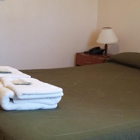 Hotel Atlantico 코모도로리바다비아 외부 사진