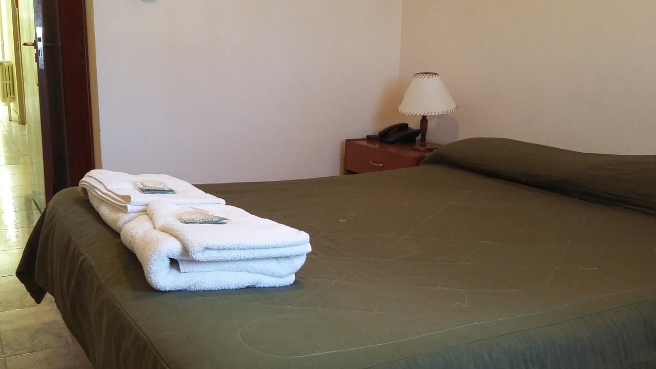 Hotel Atlantico 코모도로리바다비아 외부 사진