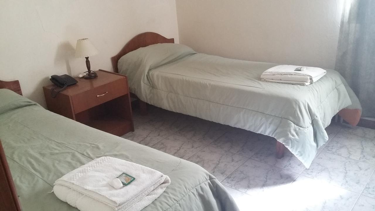 Hotel Atlantico 코모도로리바다비아 외부 사진